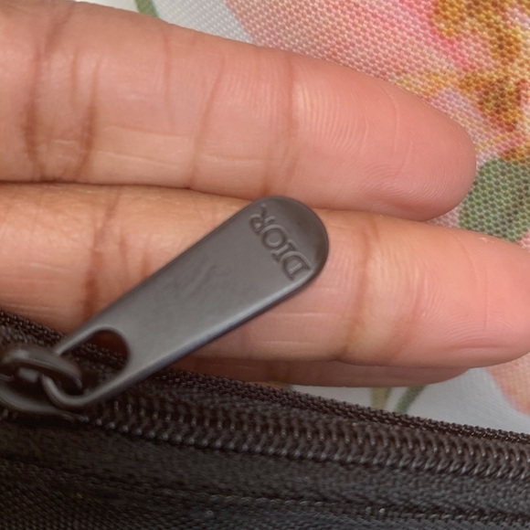 Dior New Large Beauty Clutch bag🥳🥳❌❌ - Picture 4 of 5